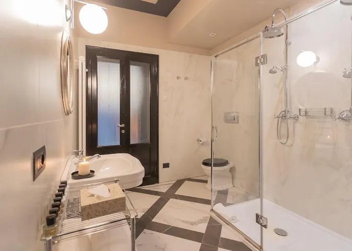 Vista Lario Apartmán *